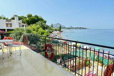 ツーリストアパートメント Sea Pearl