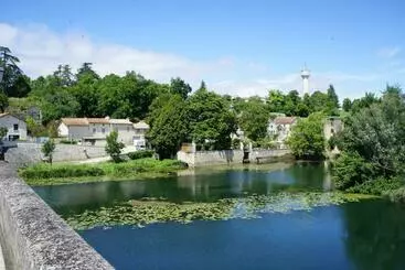 Turistlejligheder La Maison Colline