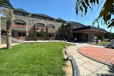 Nature Retreat Resort