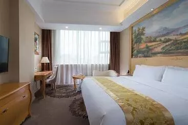 Vienna Hotel Guangzhou Baiyun Airport