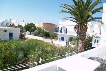 هتل Nicolas Antiparos