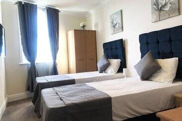 בית מלון כפרי Trivelles Seaview