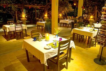 Hotel Maisons Wat Kor