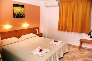 Апартаменты Ippoliti Village