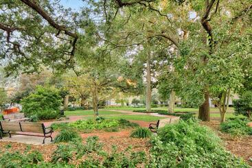 هتل Savannah Hidden Gem