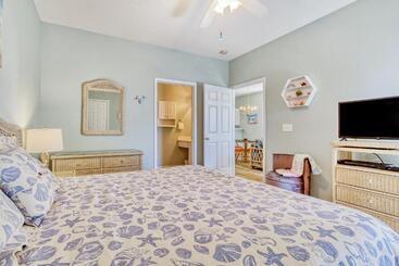 Hotel Sunset Serenade