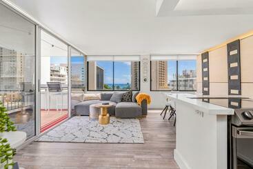 ホテル Pacific Monarch 802   Beach N Musubi