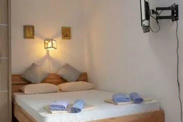 پانسیون Orhideja Visoko