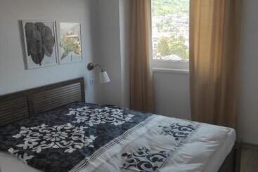 膳宿费 Piramida Visoko