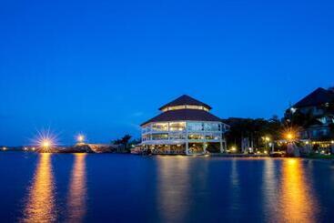 酒店 Malaika Beach Resort