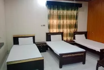 Hotel Paradise Plus