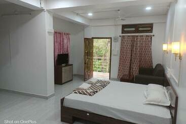 Urban Forest Bed And Breakfast