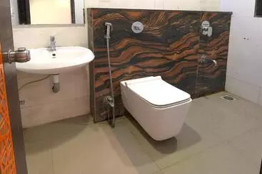 Hotel Ravikiran