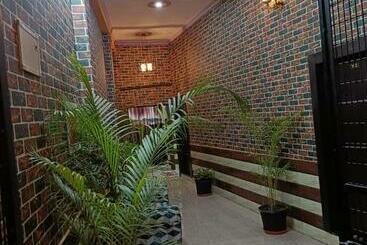 Pensão Raghunandangeusthouse