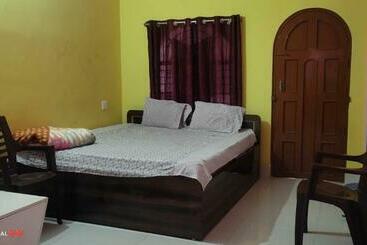 Hotel Collection O Leo Guest House