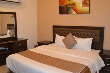 پانسیون Flower