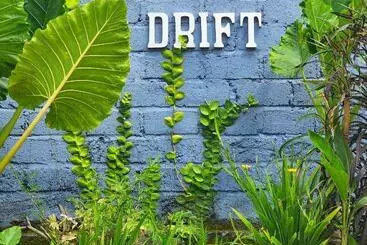 リゾートホテル Drift Hideaway