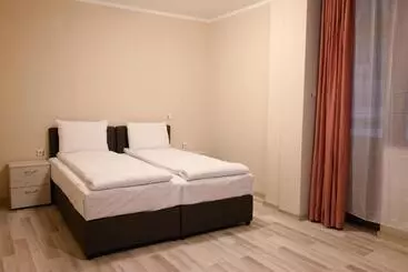 Hotel Leda