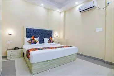 Fabhotel Devise Residency