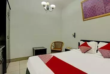 Hotel Oyo 91805 Wisma Bari