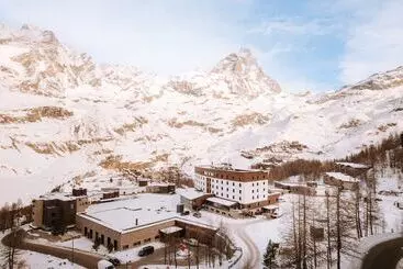 Hotel Valtur Cervinia Cristallo Ski Resort