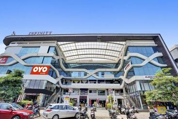 Hotel Flagship Infinity