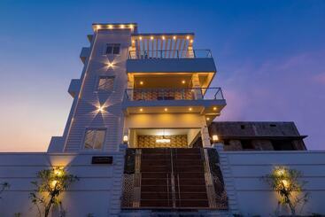 ペンション Bairava Bliss Inn   Rameswaram