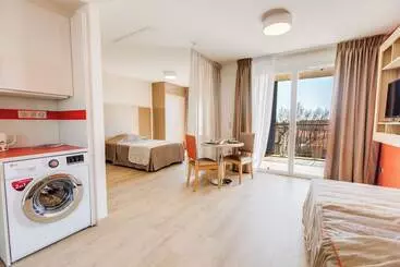 Appartement-hotel Zenao Fréjus