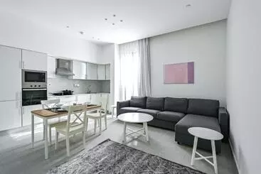 هتل Terminal Inn By Edar City Centre