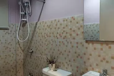 Glory Hotel Cubao