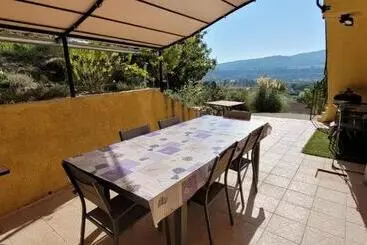 Aamiaismajoitus (B&B) Le Jas De Volonne