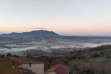 민박 Casa In The Clouds