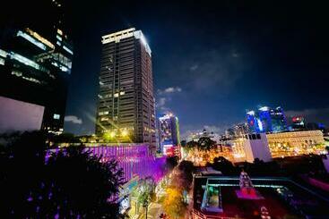 Отель Saigon 118 Hostel And Cafe