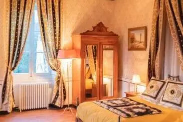 Aamiaismajoitus (B&B) Chateau Du Hallay