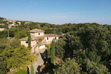 مبيت وإفطار Clos Marijeanne Capmas