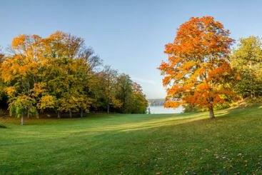 בית מלון כפרי Tollare Bed & Breakfast