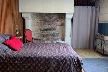 פנסיון La Grange D Ave