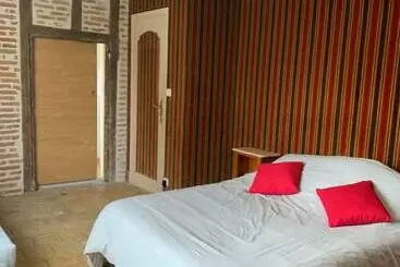 پانسیون La Grange D Ave