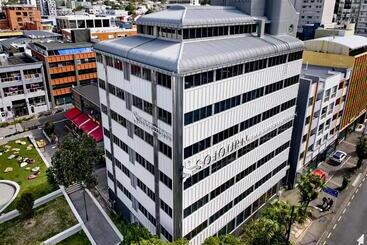 Sojourn Apartment Hotel Ghuznee