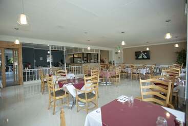 בית מלון כפרי Canadas Best Value Inn & Suites Woodstock