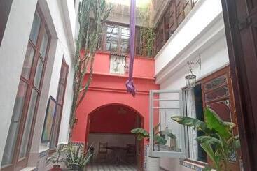 Aamiaismajoitus (B&B) Casa Artistica 2