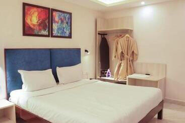 Sandbanks Beach Resort