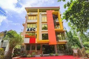 Hotelli Oyo 905 Arc Homes Panglao