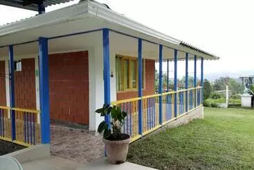 ペンション La Rivera Hosteria Campestre