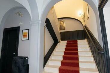 مبيت وإفطار La Maison Vh