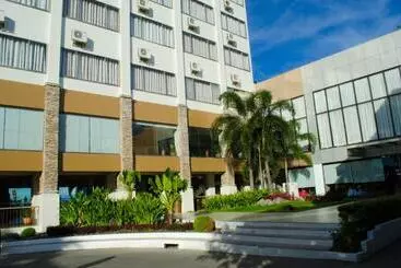 ホテル Tavern Surigao