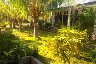 Majatalo Bintang Wisata Riung