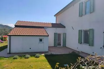 Aamiaismajoitus (B&B) La Casa Vecchia Bed&breakfast