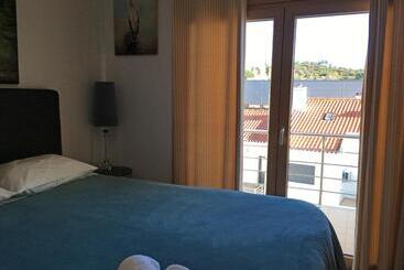 بنسيون Sleep In Bucelas