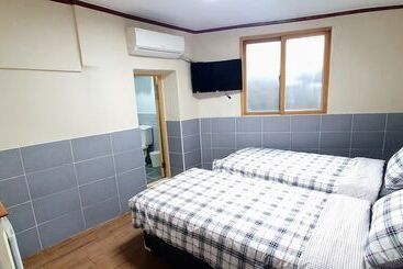 هاستل New Sun Guesthouse Myeongdong